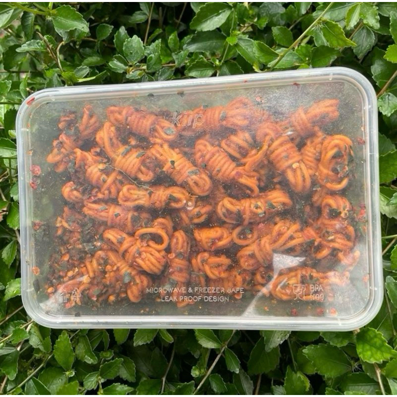 

Mie Ulir Pedas Daun Jeruk