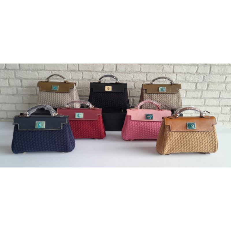 Linette pouchette/ mini carly/ mini bag/ tas anyam/ tophandle bag