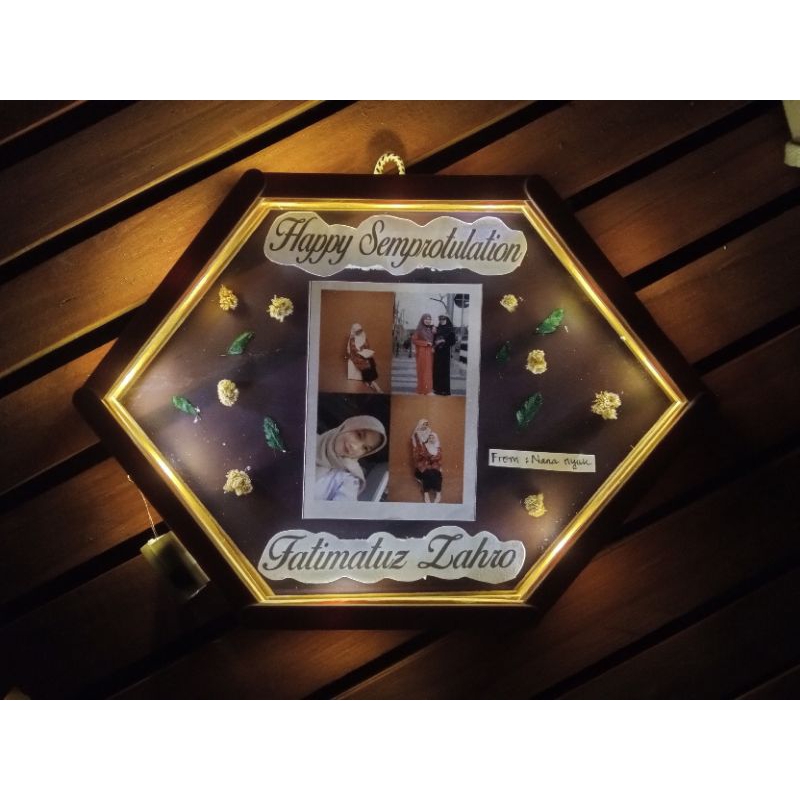 TERMURAH  (COD) Kado ultah,annyversary,wedding,wisuda dll Hexa Stik Frame 3D,kado kekinian,EstetikFr