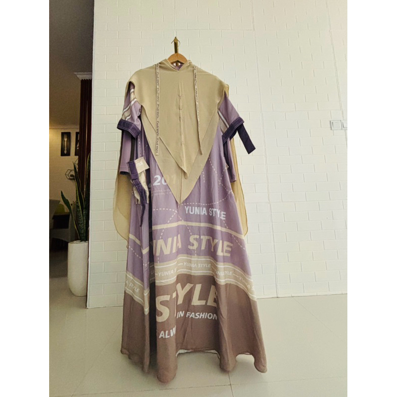 PRELOVED  YUNIA SYARI