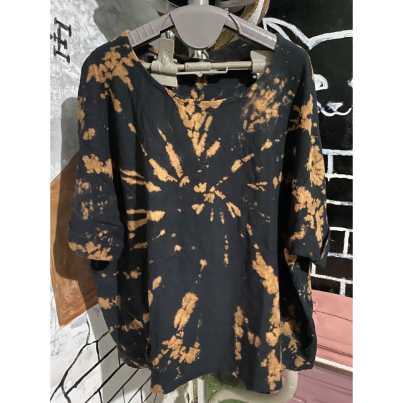 Kaos Wanita Oversized Semi Crop