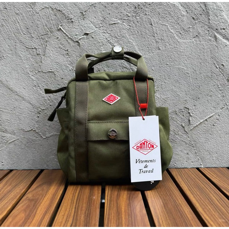 Danton mini sling bag