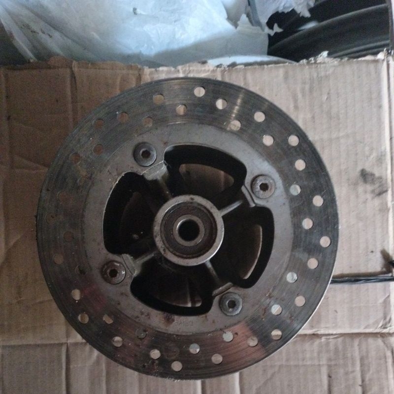 Tromol belakang Honda CB150r set piringan bekas