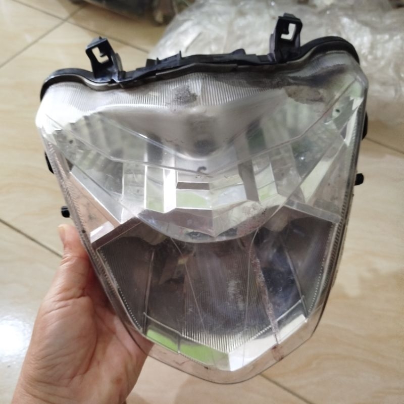 Lampu depan honda beat 2016 original