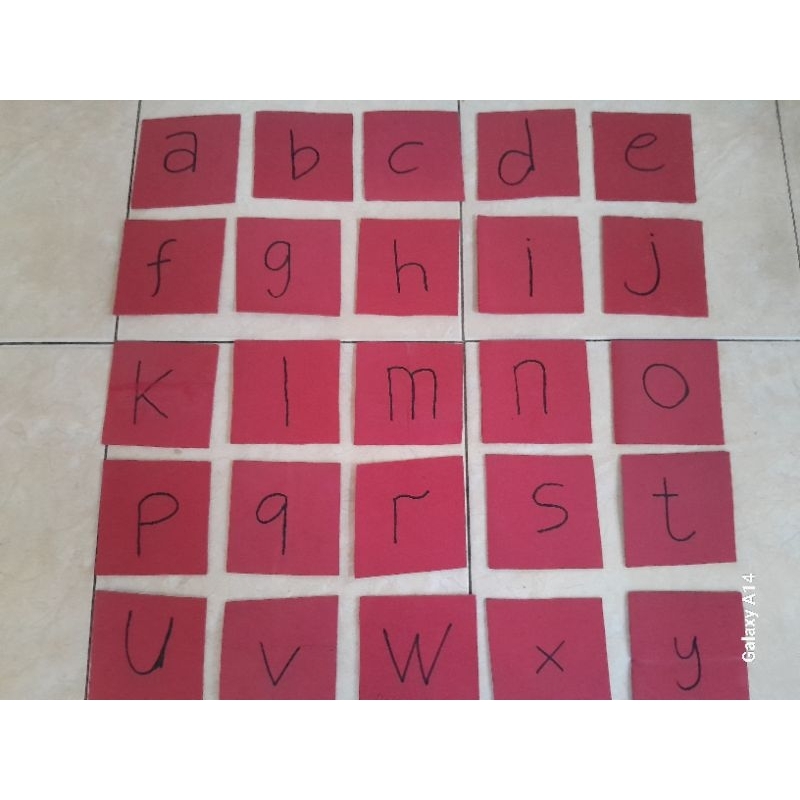 kartu huruf abjad busa perpaket A sampai Z bolak balik huruf besar dan baliknya huruf kecil untuk be