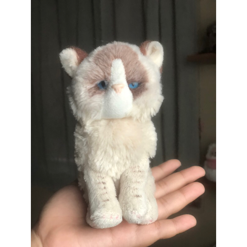 Boneka Kucing Himalaya ~ Himalayan Grumpy cat by Gund