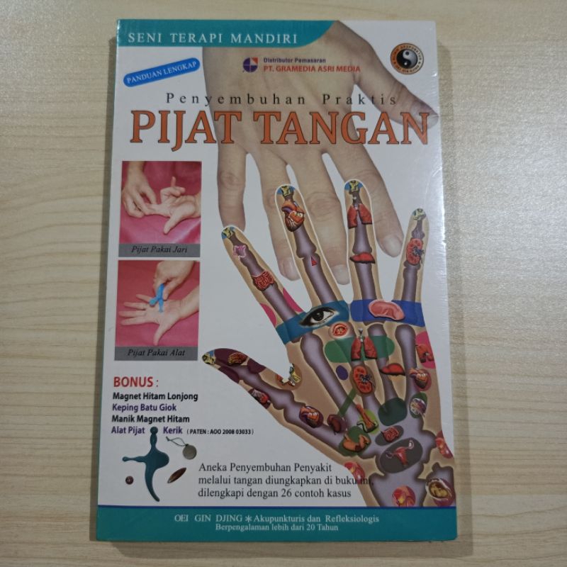 Buku Pijat Tangan Seni Terapi Mandiri by Oei Gin Djing