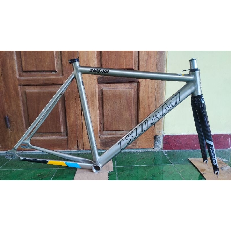 Frame Tsunami SNM 100 gen 1 warna Gold-Polish size M+fork Tsunami alucarbon original second nominus