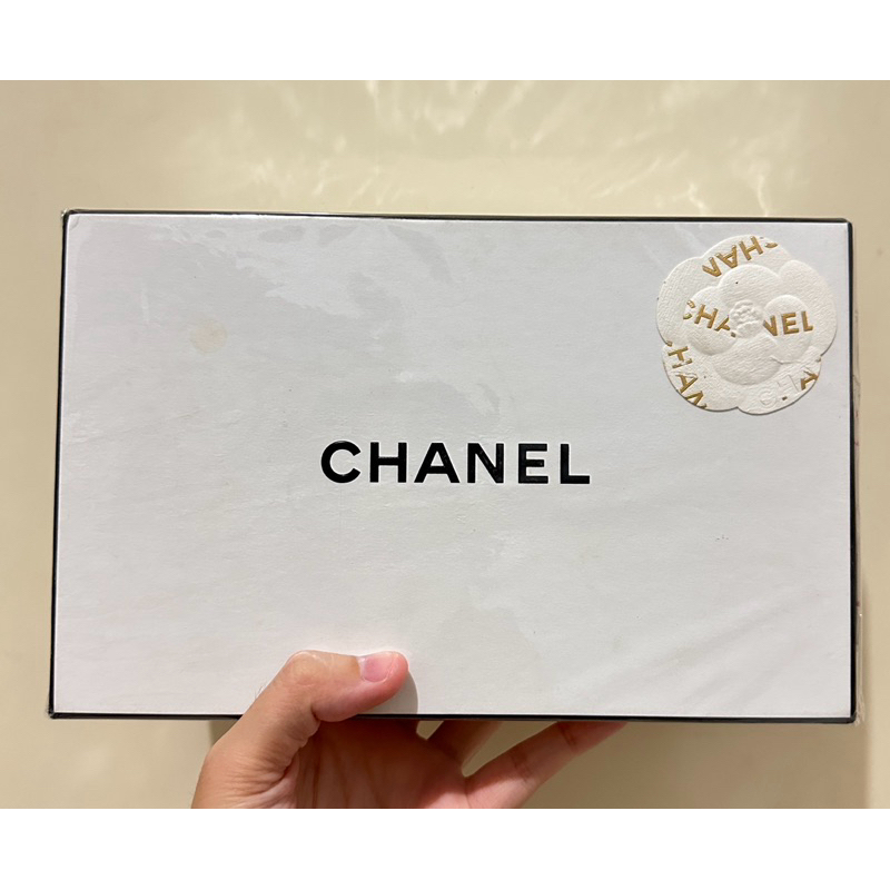 

[BEKAS] BOX GIFT CHANEL