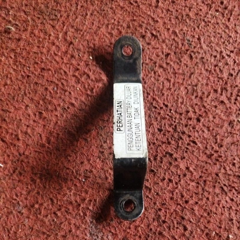 plat tahanan dudukan aki accu Vario 125 old