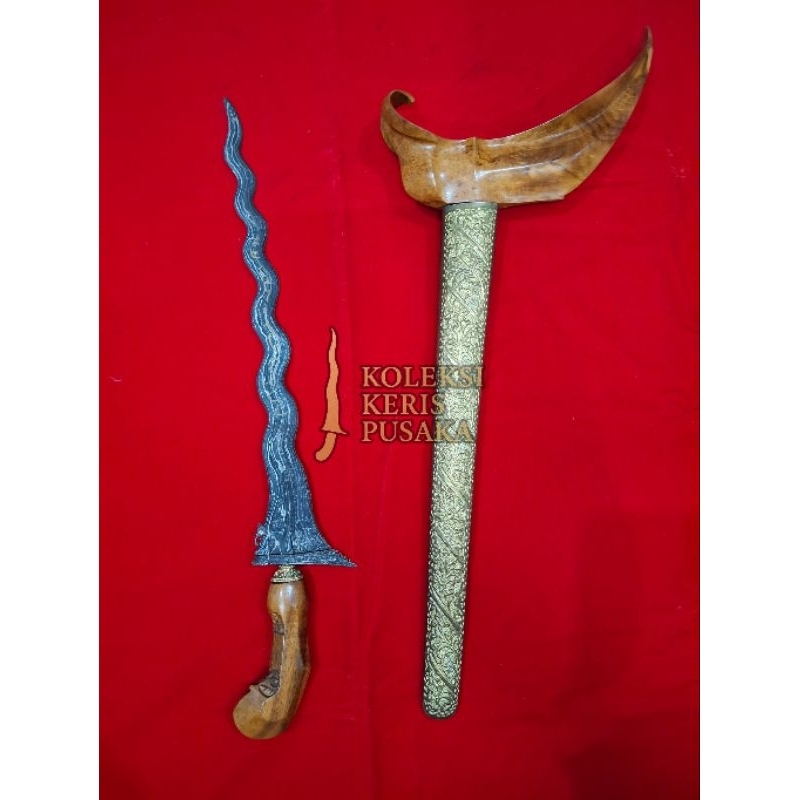 Keris Sengkelat Luk 13 Tulisan Arab