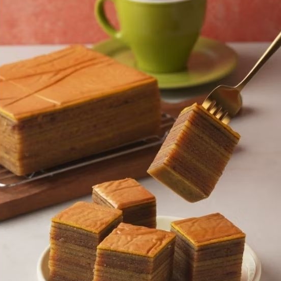 LAPIS BANGKA PREMIUM FIKA CAKE Basah Dan Nikmat