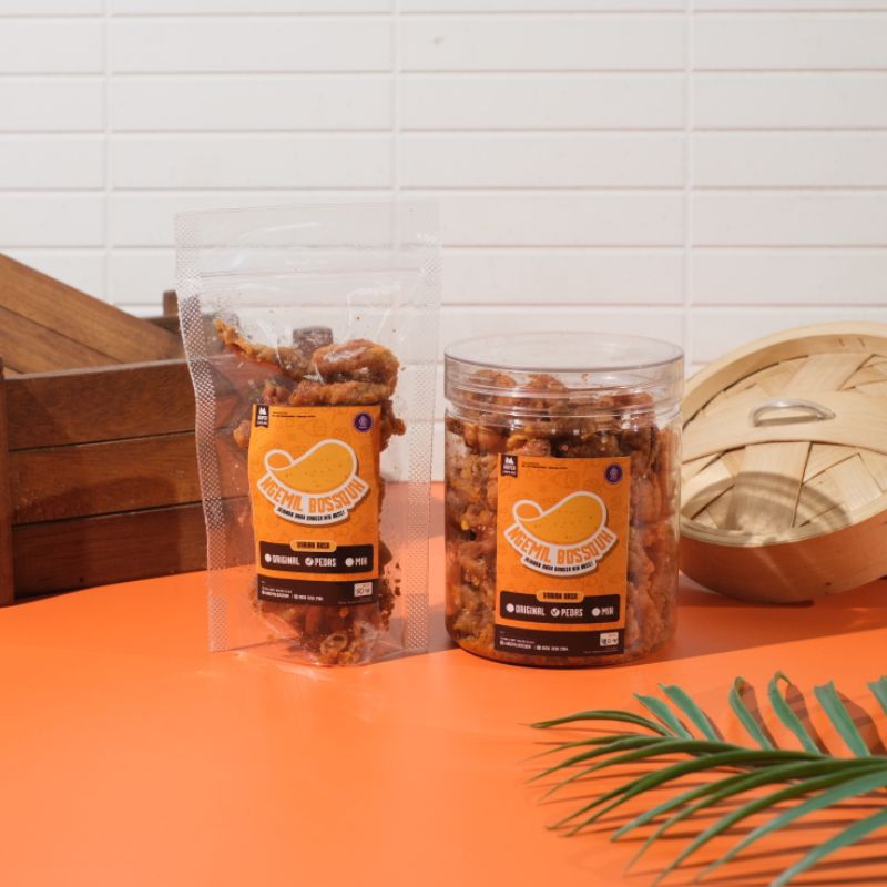 

Kripik Usus [Kripsus] Pedas Daun Jeruk 50gr, 180gr, 250gr Ngemil Bossquh