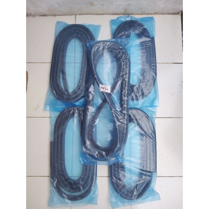 KARET BALON KARET PEREDAM PINTU PAJERO