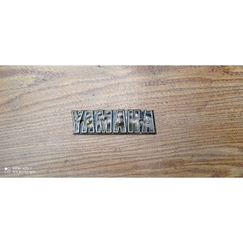 Emblem tangki Yamaha RX 100 original/emblem Yamaha RX 100 original/emblem tangki bensin Yamaha RX 10