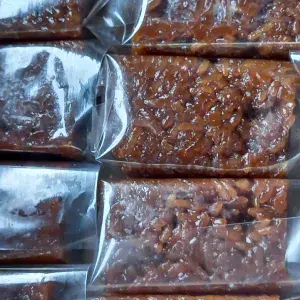 

wajik ketan 1 pack isi 3