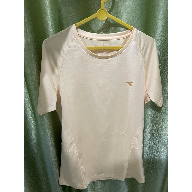Kaos olahraga diadora original sport station