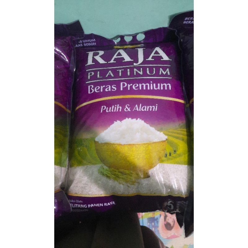 

BERAS PREMIUM RAJA PLATINUM 5 KG