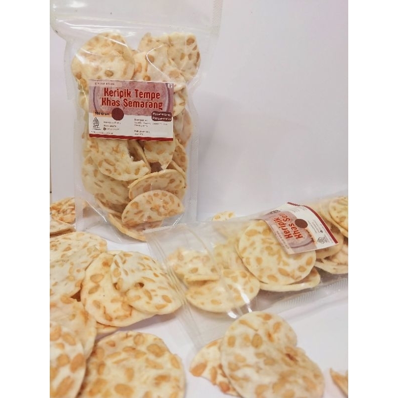 

KERIPIK TEMPE SAGU GURIH RENYAH TERMURAH 250 Gram, 500 Gram, 1000 Gram