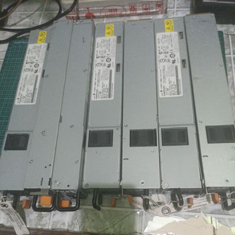 PSU POWER SUPPLY / emerson 12V 55.0A 675W MODEL 7001484-J000