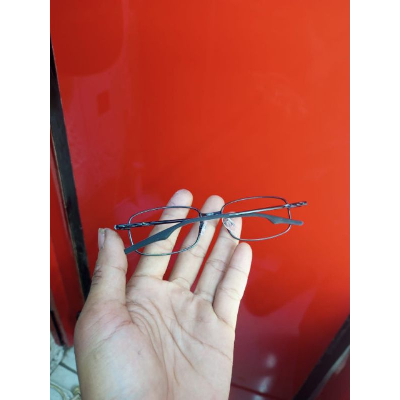 kacamata second oakley original barang mulus seperti baru