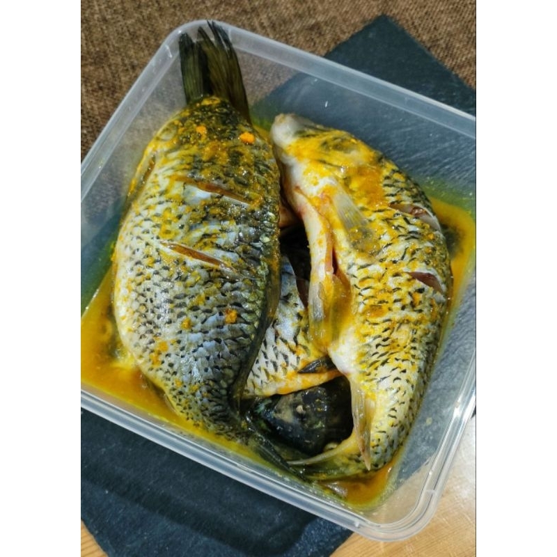 

IKAN MAS bumbu siap goreng isi 5 ekor 1kg