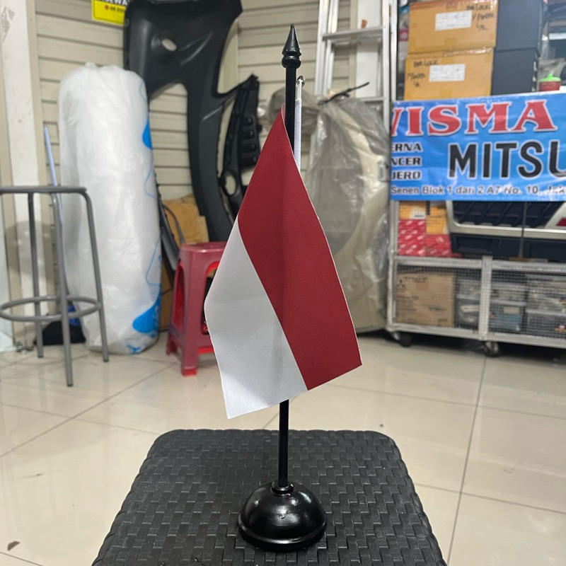 

HJK Lancar Jaya Advertising Bendera Meja Merah Putih/Tiang Bendera Meja Merah Putih/Bendera Meja
