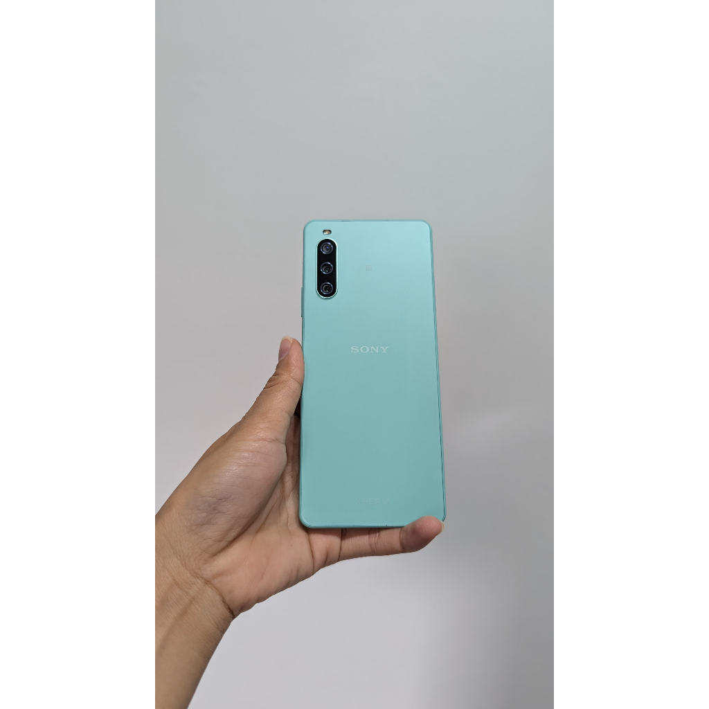 SONY XPERIA 10 iv 5G 6-128GB RAM 8-128GB SECOND ORIGINAL.