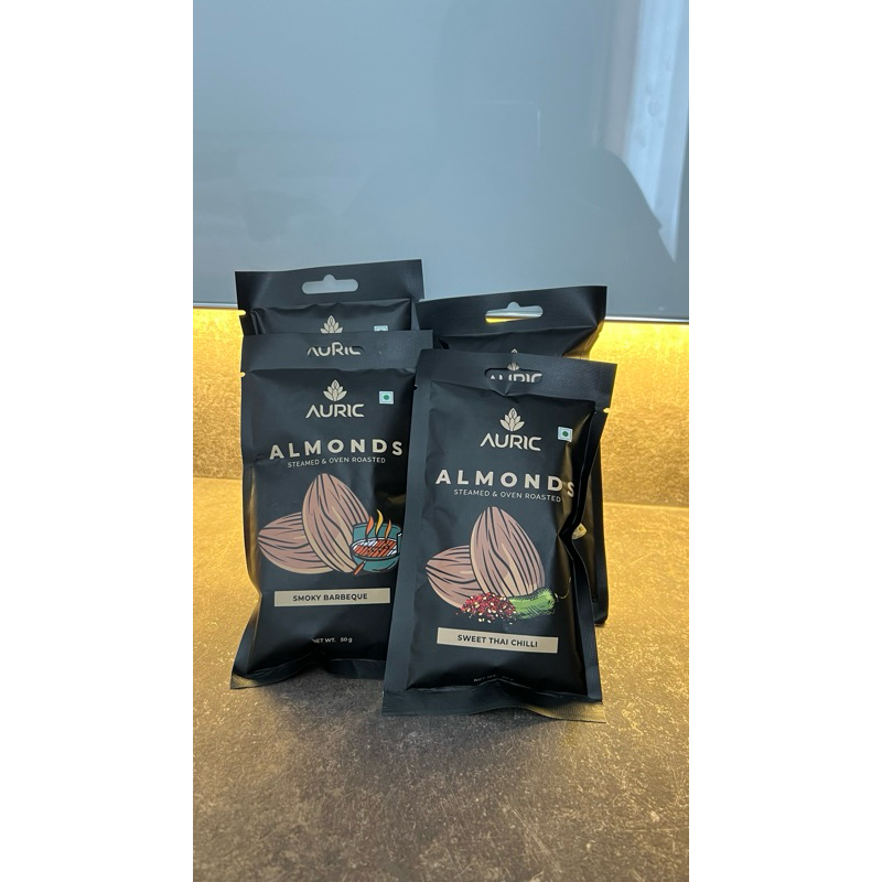

AURIC Almonds