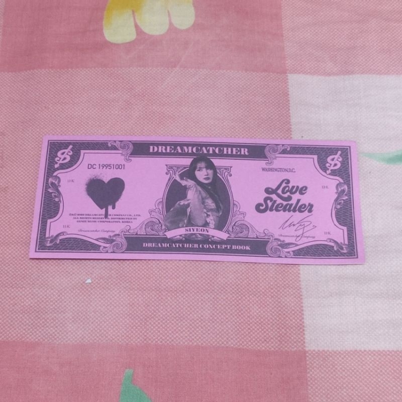 MONEY SIYEON DREAMCATCHER LOVE STEALER