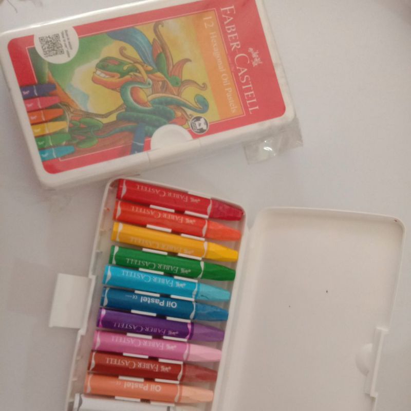 

FABER-CASTELL 12 Hexagonal Oil Pastels