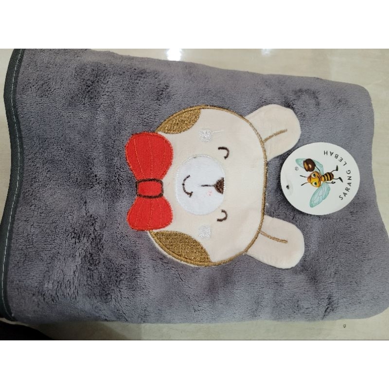 Handuk Boneka dan Sarung Gajah 7000