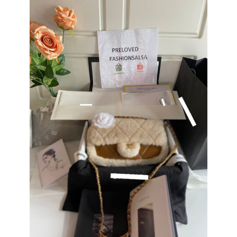 Preloved 2024 Shearling Flap Bag Brown Lambskin Brushed GHW Edition Winter