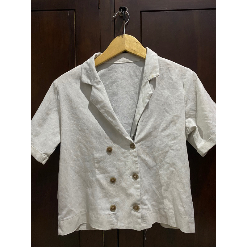 Prelov kemeja blazer crop lengan pendek