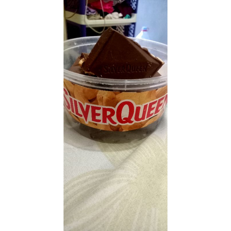 

Silverqueen tepak 225gr