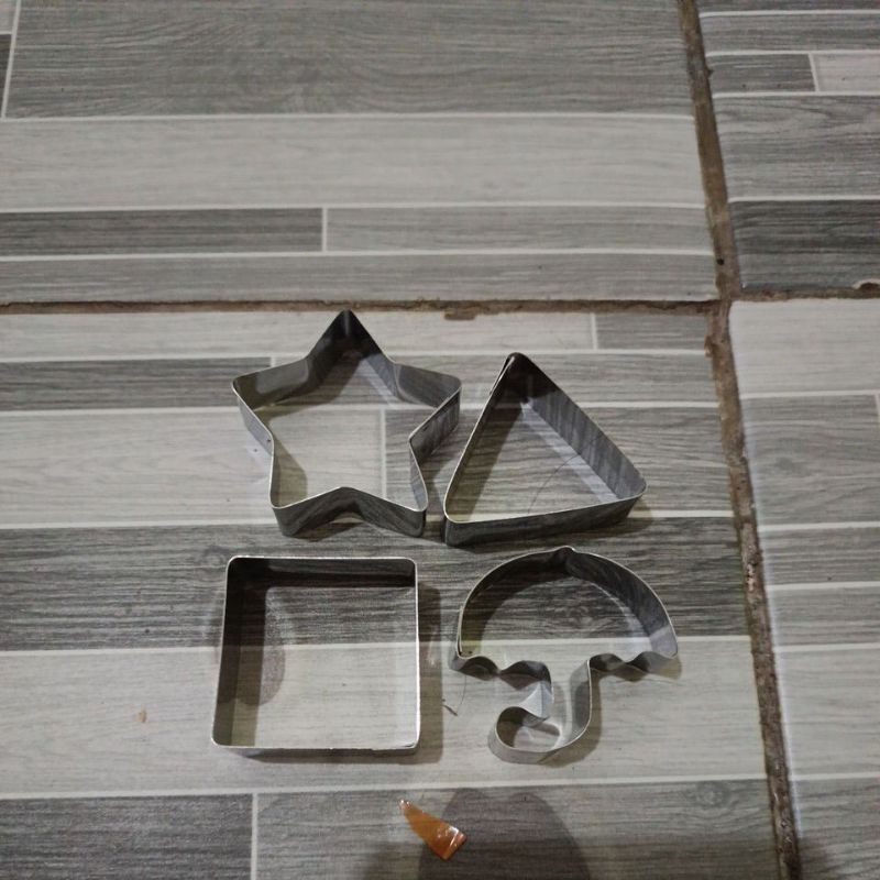Cetakan dalgona Candy ala squid game /Cetakan BTS/ ring Cutter Cokies( Cetakan premen dalgona)
