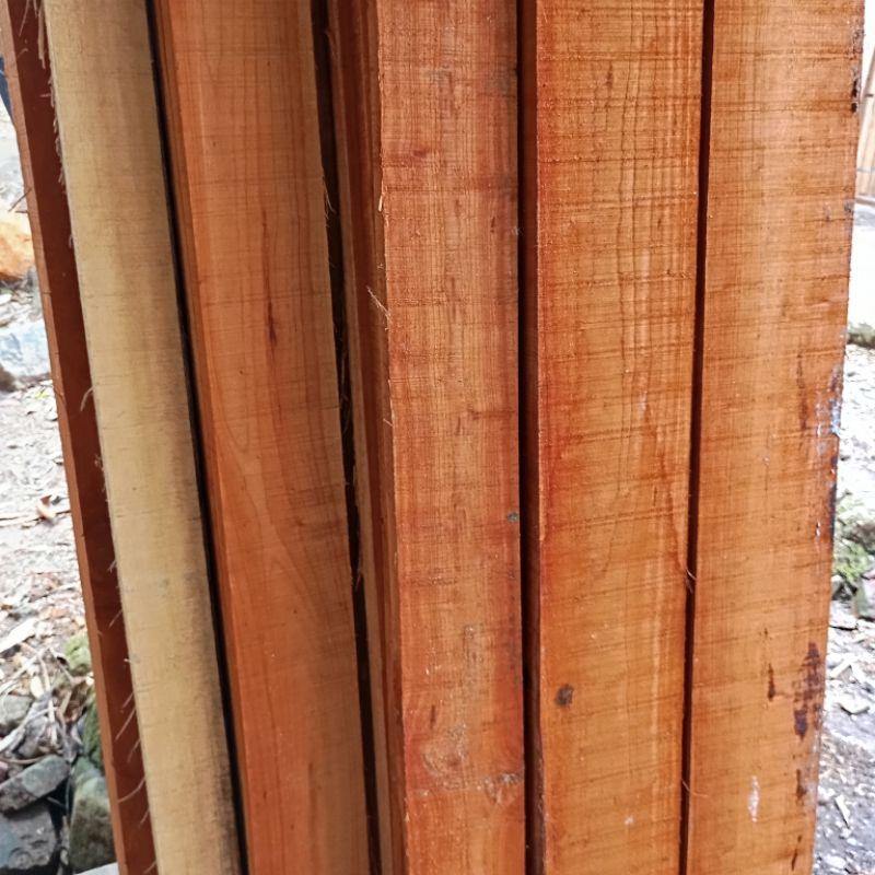 papan kayu mahoni 2x10x200cm sudah serut halus