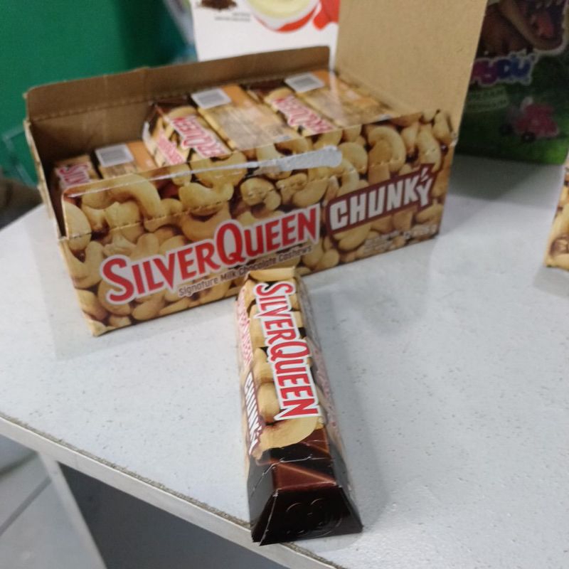 

SilverQueen Chunky Coklat SilverQueen Kecil 26gr