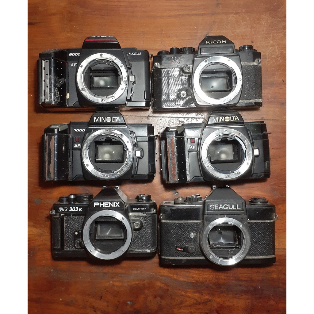6 Kamera film jadul PARTS atau DISPLAY
