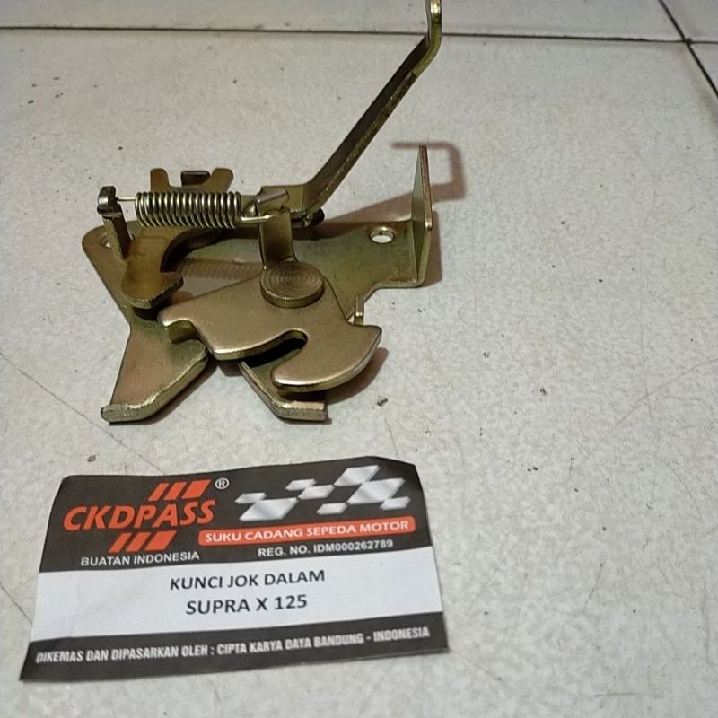 Kunci Jok Dalam Supra X 125 Old Supra X 125 Batman