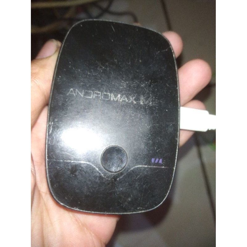 MODEM ANDROMAX M2Y