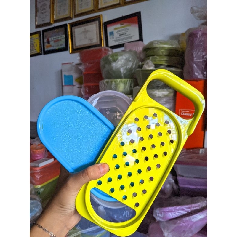 Tupperware Handy Grater