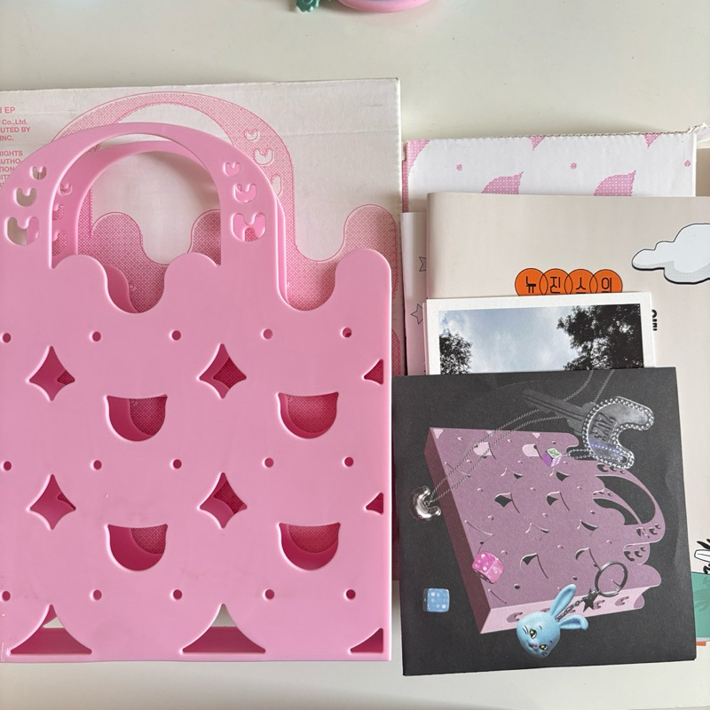 [BACA DESKRIPSI] Newjeans Album Bag Pink Unsealed Photocard Official