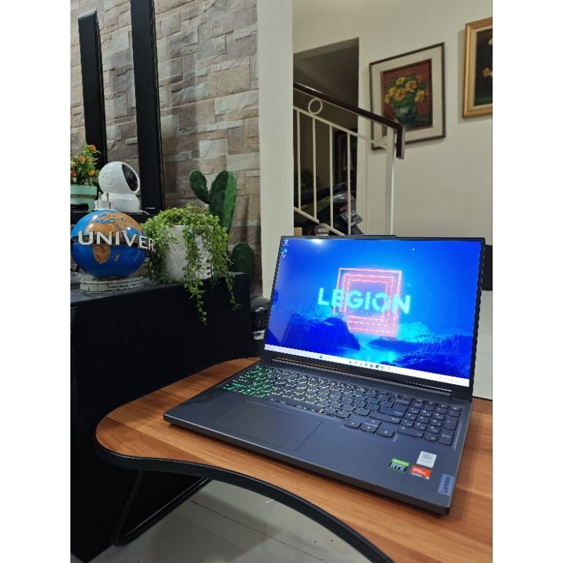 Laptop Lenovo Legion Slim 5 RTX4050