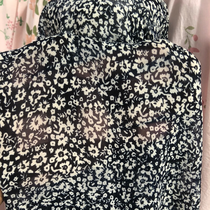 kain zara crepe motif bunga - kain zara crepe motif bunga - kain zara crepe motif impor - kain zara 