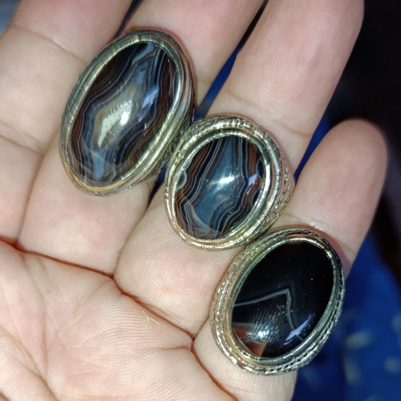 CA 29 Cincin Batu Akik Yaman Wulung Motif Junder dan Kantong Semar Joss