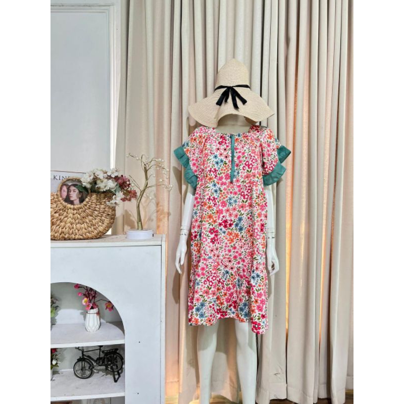 Sabrina dress pendek