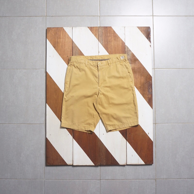 uniqlo celana pendek