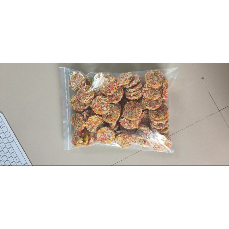 

Kerupuk Grandong / Kerupuk Rengginang Mawar Warna Warni Rasa Gurih Bawang