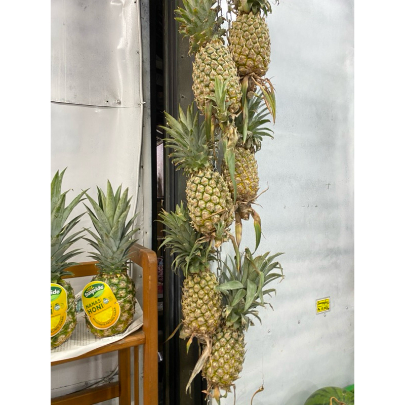 

nanas lampung manis kupas atau utuh